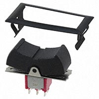 摇臂开关 DPDT 5A(AC/DC) 120 V 面板安装,卡入式 摇臂开关 DPDT 5A(AC/DC) 120 V 面板安装,卡入式