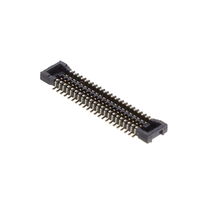 44 Poziție conector Soclu, Contacte bandă centrală Montare pe suprafață Auriu