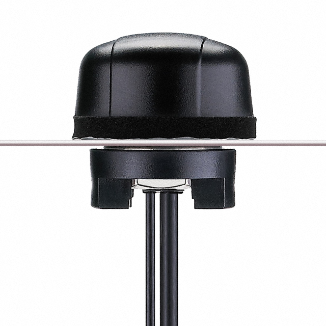 892MHz, 1.9GHz CDMA, GPS, GSM, UMTS Dome RF Antenna 824MHz ~ 960MHz, 1.71GHz ~ 2.17GHz 3.3dB, 4dB SMA Male Panel Mount